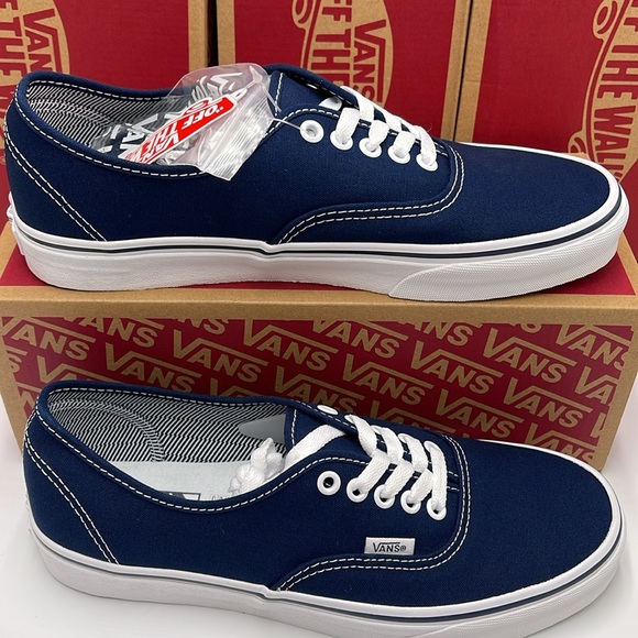 Vans WMNS Authentic (Angstrping) Dress blue/True White
VN000EE332D
Sneakers - Picture 4 of 16
